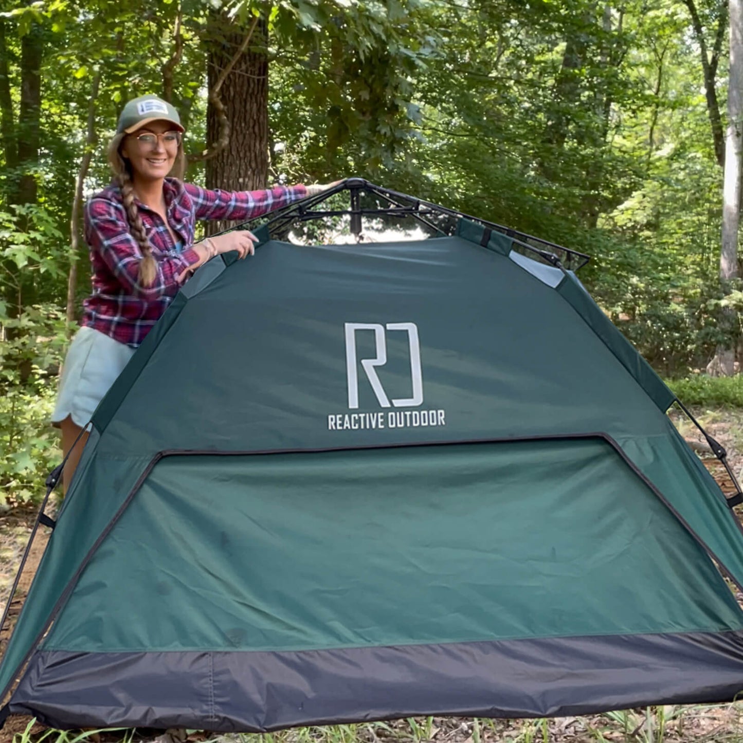 1 Small-Sized + 1 Large-Sized 3 Secs Tent (Family Package, AU)